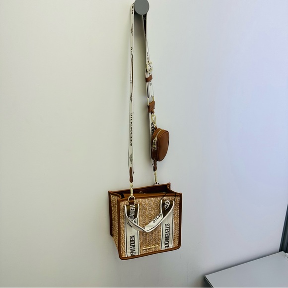 Steve Madden Bwebber crossbody bag - Picture 14 of 16